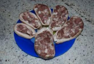Как очистить свиной желудок быстро Свиной желудок с луком и свиным фаршем на сковороде
